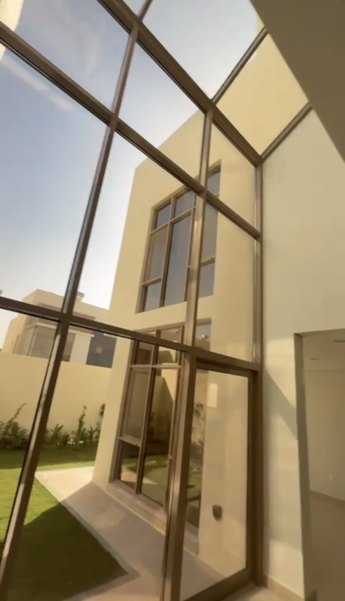 🏡 Corner Residential Villa for Rent in a Gated Compound